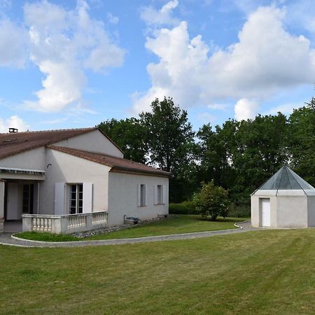 Bed and Breakfast Le Cheminard Feugarolles Esterno foto